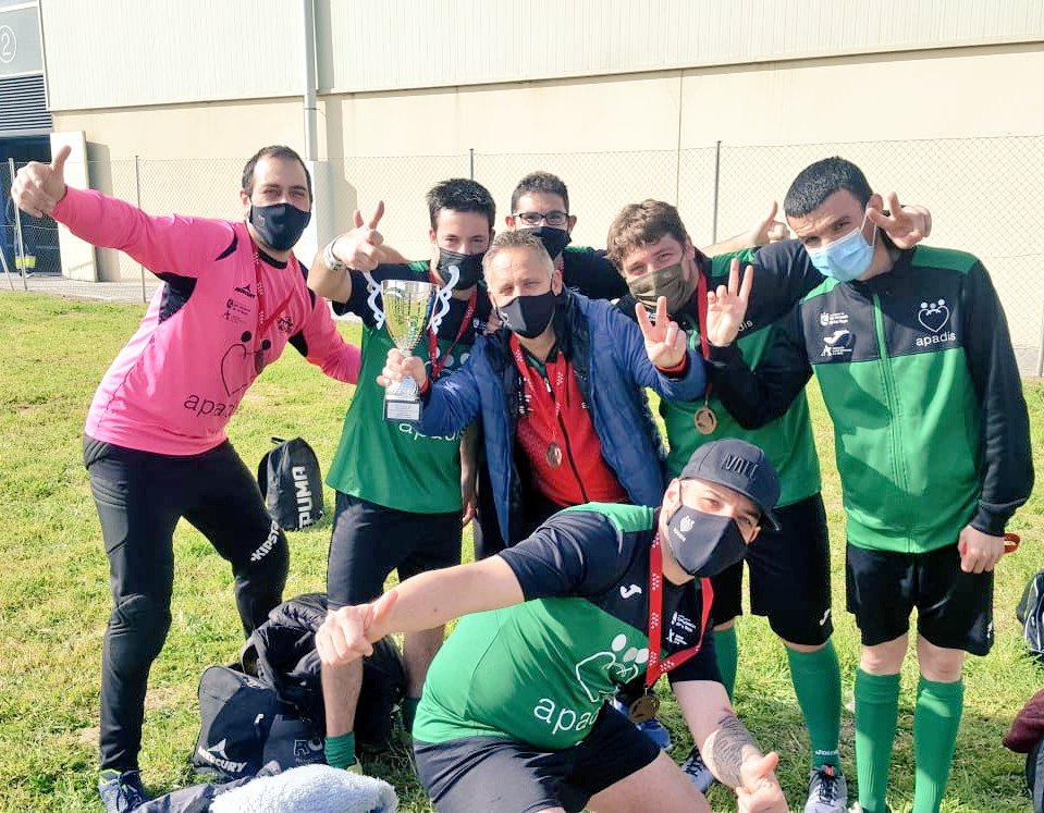 El equipo de APADIS termina tercero en el torneo autonómico de fútbol sala  - diariodesanse.com