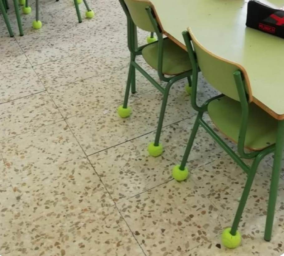 El colegio Tempranales pone pelotas de tenis a sillas y mesas parte de una metodología innovadora diariodesanse.com