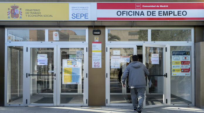 La localidad baja el paro en 26 personas