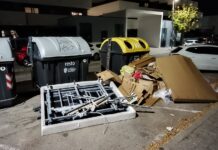 Vecinos del Polígono Industrial de Sanse denuncian «abandono» y exigen limpieza y más contenedores