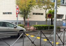 Vecinos de Sanse estallan por los nuevos badenes de la Avenida Baunatal «revienta-coches»