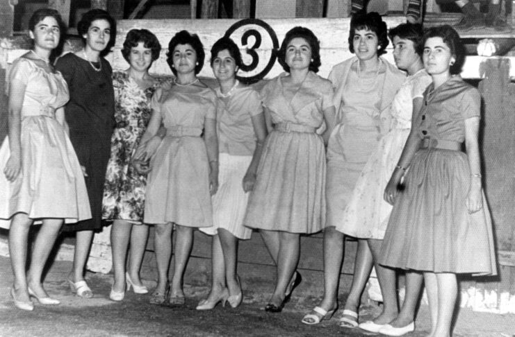 Las mujeres que construyeron Sanse: una exposición fotográfica pone rostro a las protagonistas de nuestra historia