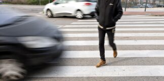 Dos nuevos atropellos en Sanse reabren el debate sobre la falta de seguridad en los pasos de cebra